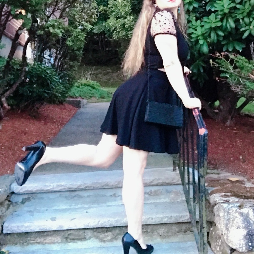 Elegant Black Dress with Sheer Polka Dot Sleeves - Picture 2 of 4